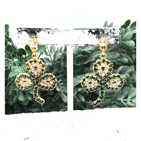 Shamrock Dangle Earrings With green Rhinestones gold tone - Picture 2 of 6